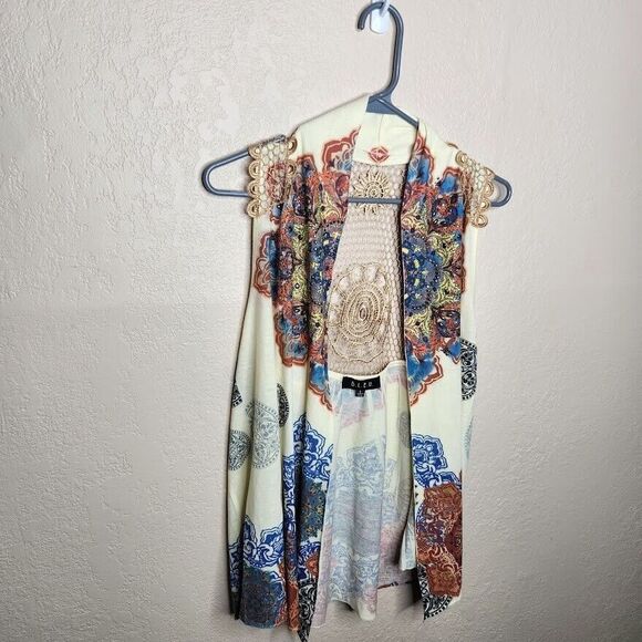 B.L.E.U Top Women's Large Multicolor Arabesque Lace Detail Rhinestone Open Front - Picture 2 of 8